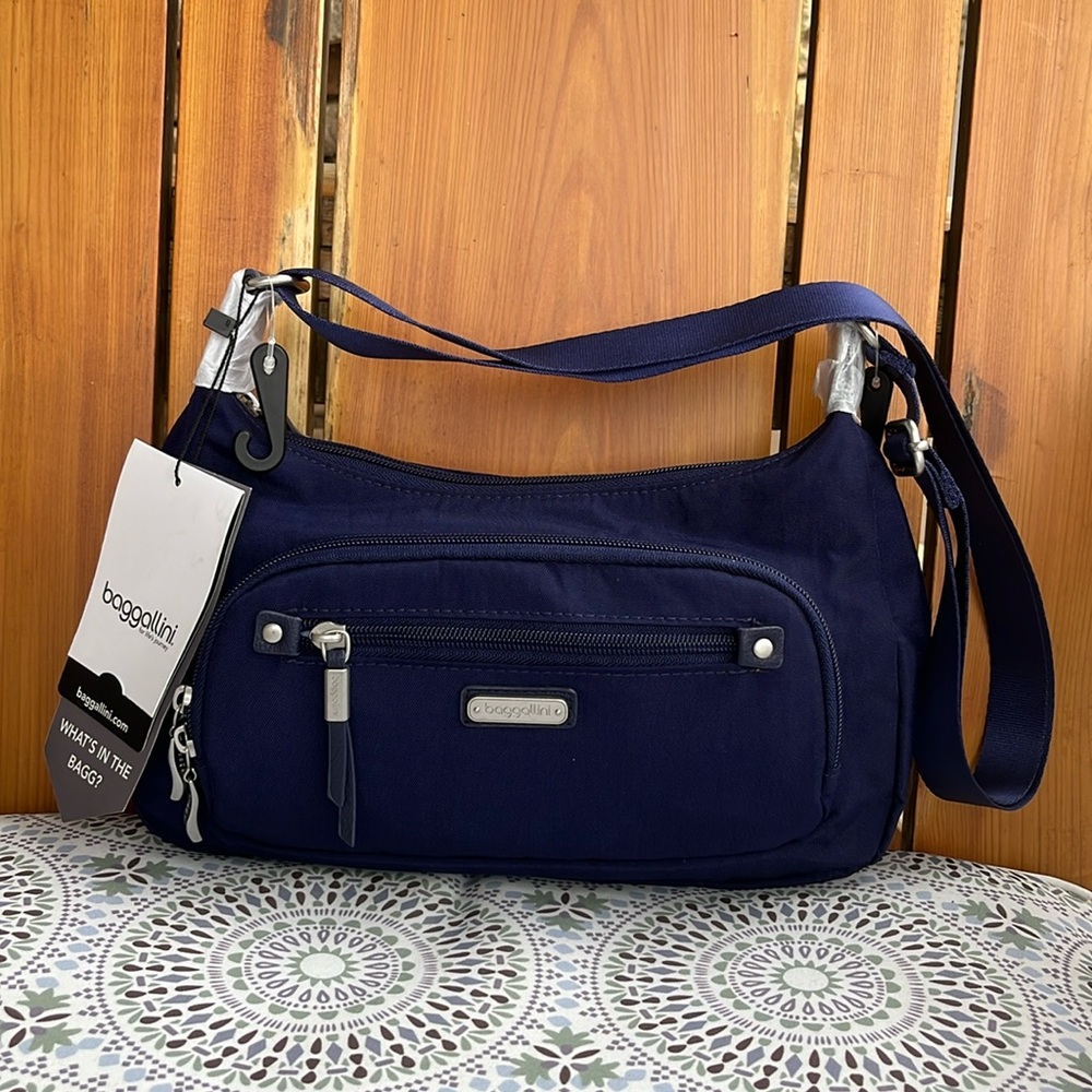 Baggallini RFID Everyday Traveler Bag NWT
